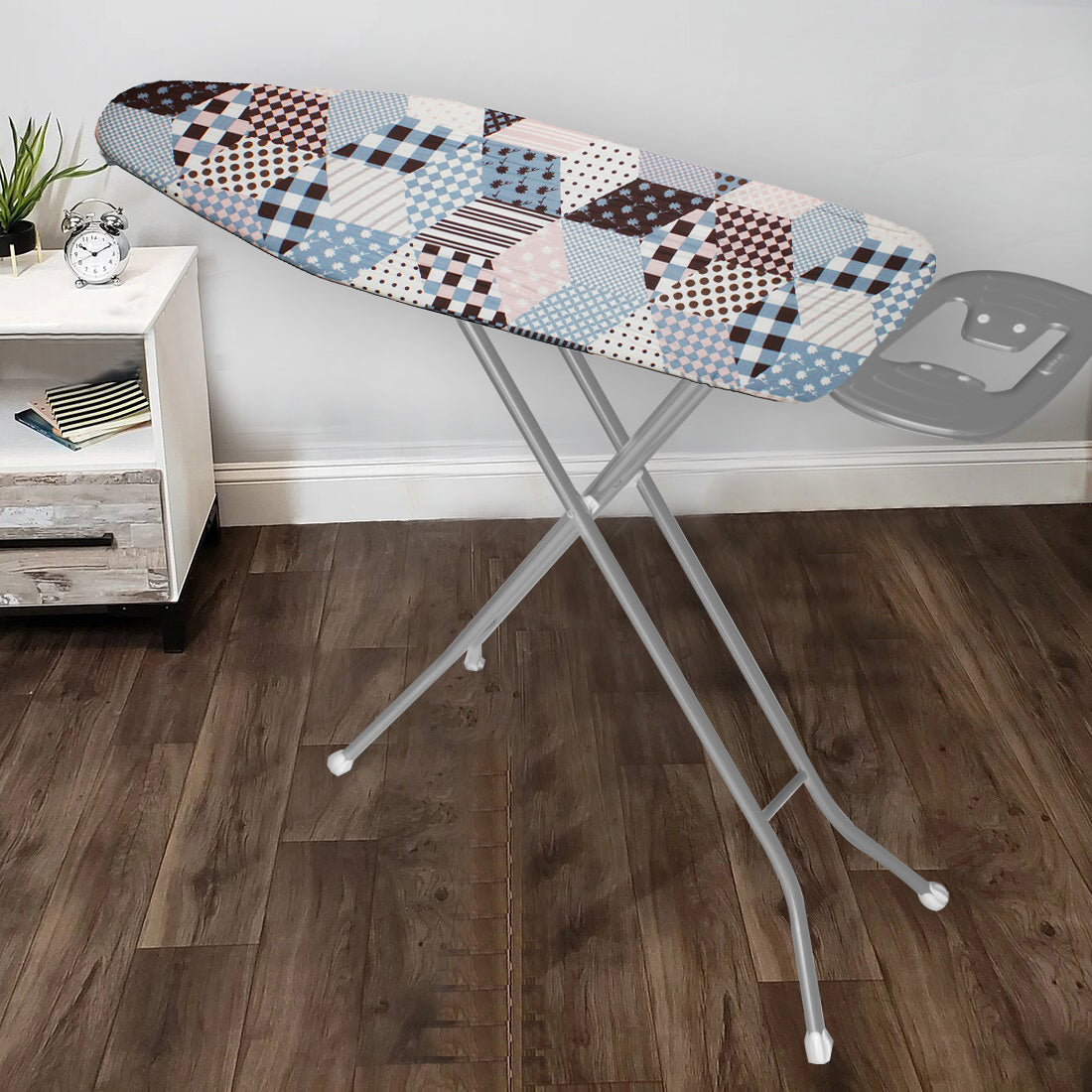 110x33cm Mesh Ironing Board with Safety Iron Rest - Pattern