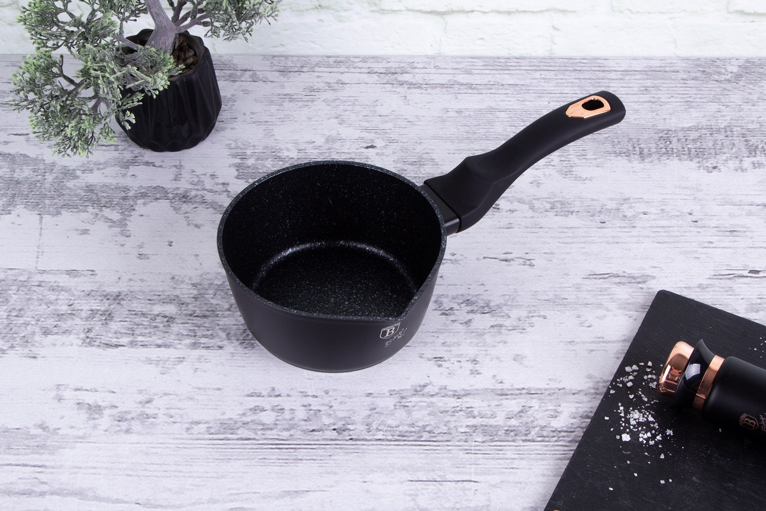 Berlinger Haus 16 cm Saucepan Black Rose Collection