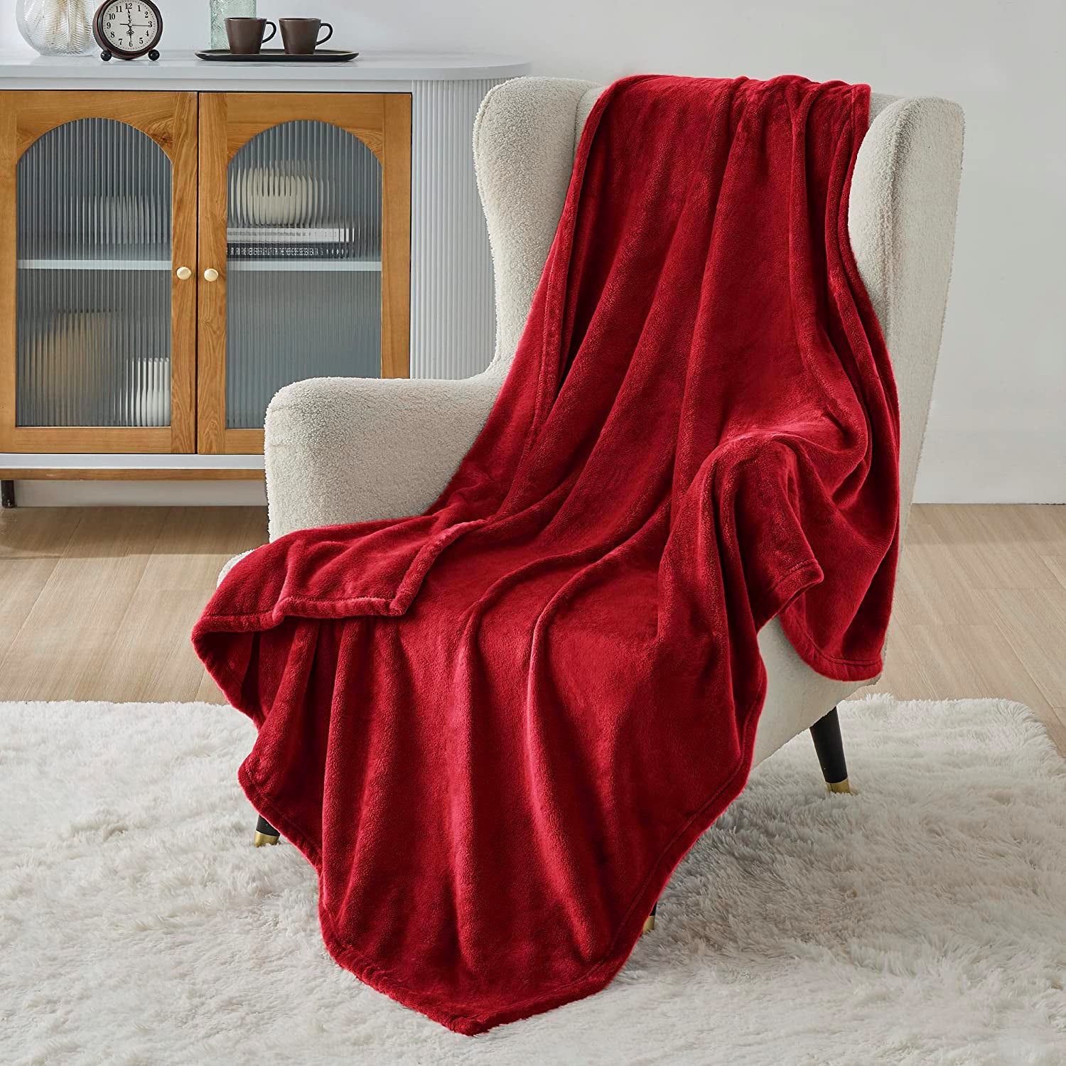 Plain Polyester Fleece Blanket with Suede Texture - 200cm x 140cm