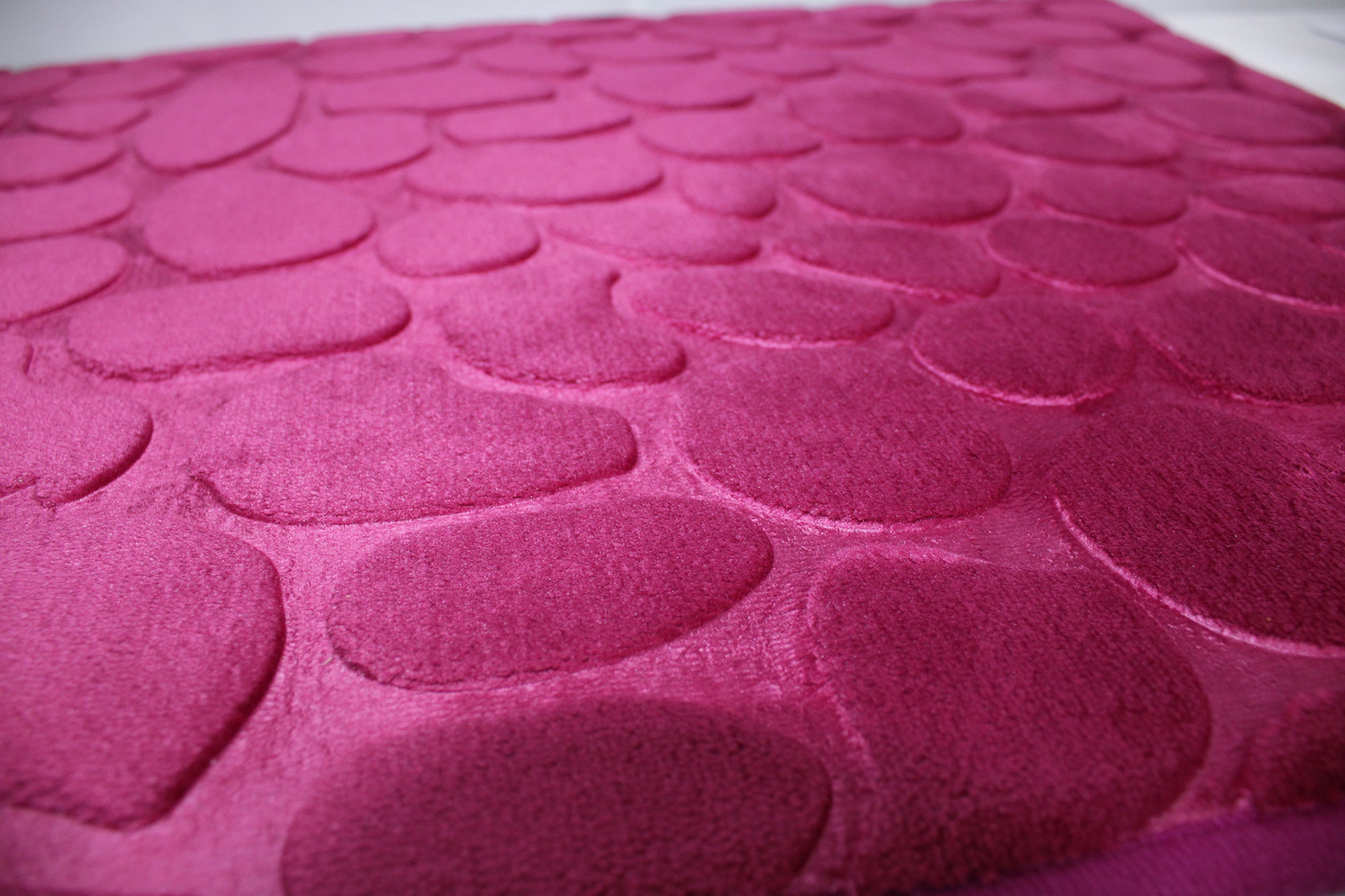 75x45cm Plush Cobblestone Embossed Memory Foam Bathroom Mat