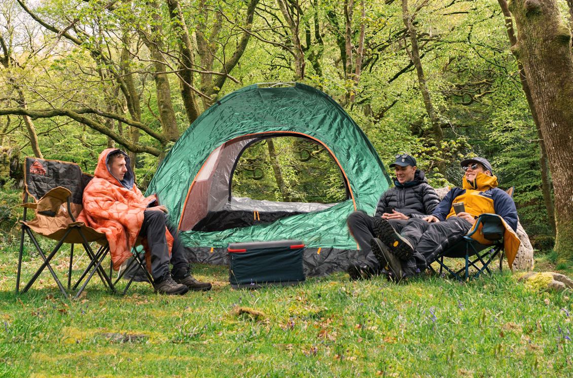 200x200cm 3 Person 2-Door Pop Up Tent with Windows Sunroof